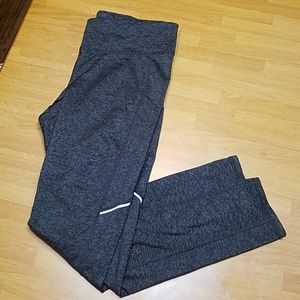 Gray workout leggings with pockets